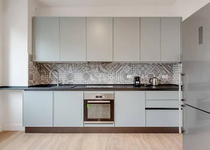 Easylife - Cozy & Comfy Apt In Design District